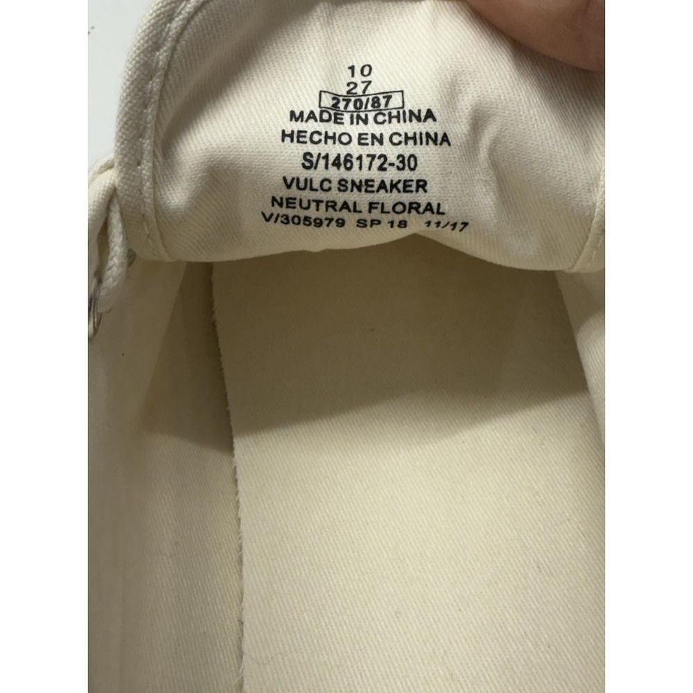 Old Navy Neutral Floral Canvas Vulc Sneakers Women 10 Cream Pink Flowers Lace Up - Picture 7 of 8